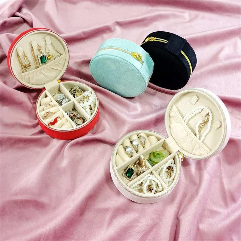Портативная шкатулка для украш – обзор и цена Accessories Travel Jewelry Box