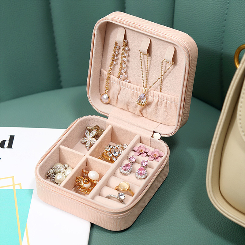 Миниатюрная портативная шкатул – обзор и цена Accessories Travel Jewelry Box